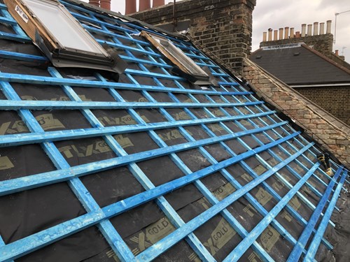 preparing roof insulation